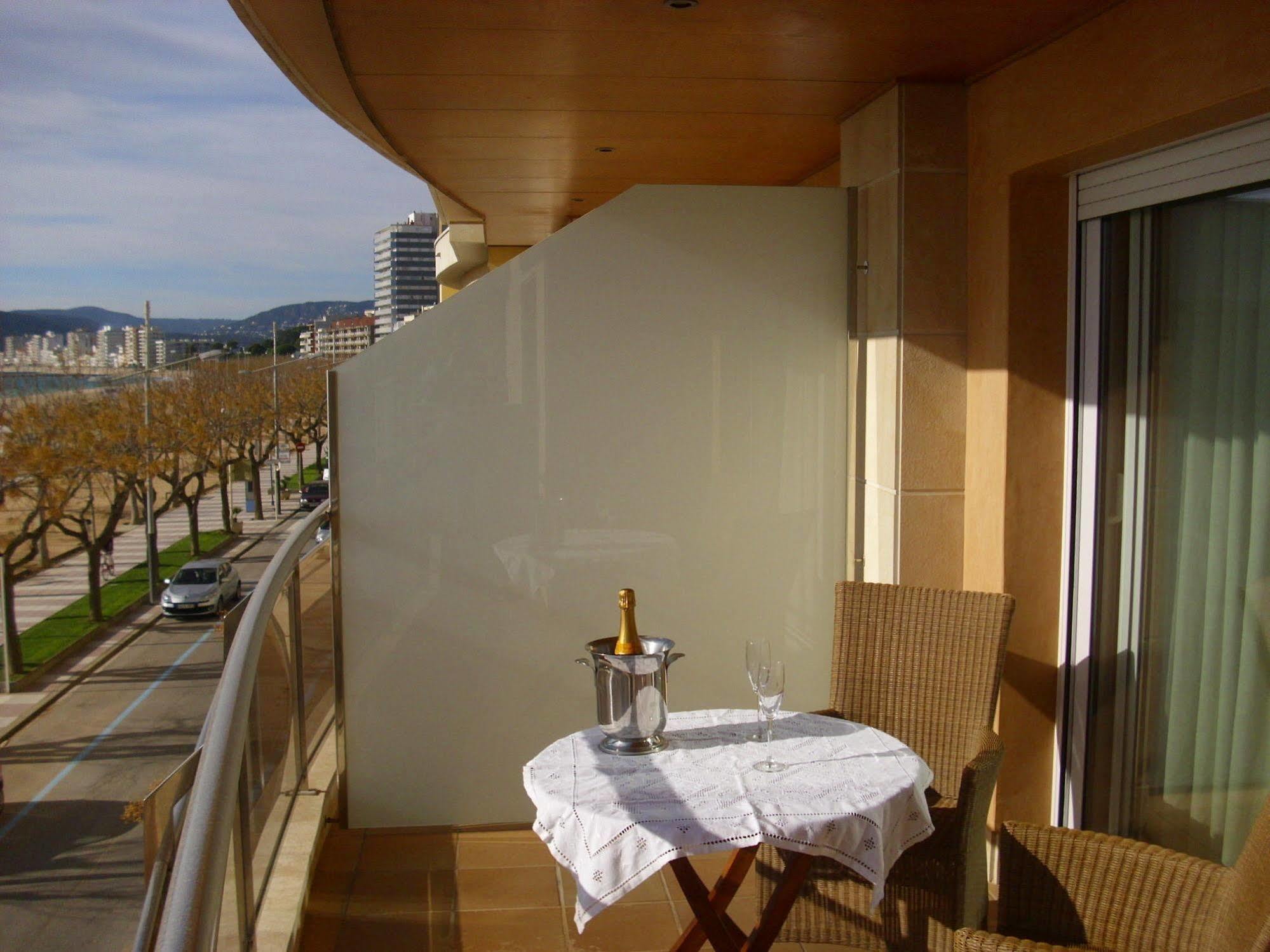 Edifici Llevant I Ponent Palamós Extérieur photo